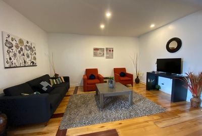  Furnished 5 1/2 for monthly rent in the  Sud-Ouest of Montréal