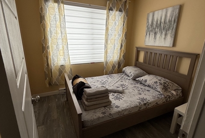 2 bedroom furnished apartment Angrignon metro station