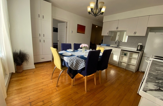  Furnished 5 1/2 for monthly rent in the  Sud-Ouest of Montréal