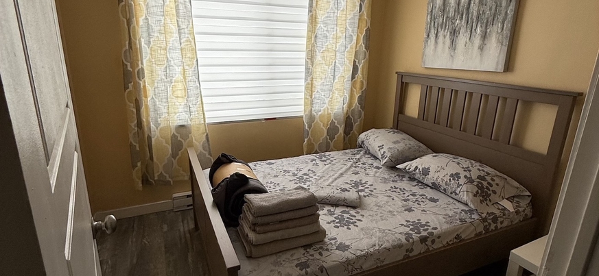 2 bedroom furnished apartment Angrignon metro station