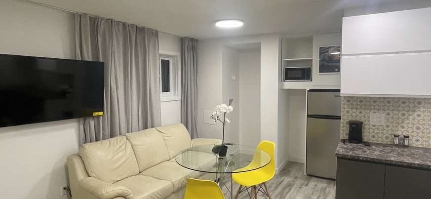 Studio métro Longueuil