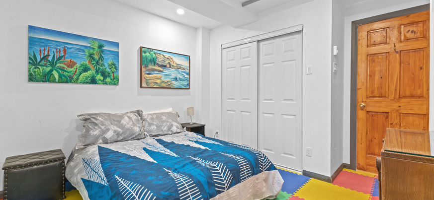 Appartement meublé 6 1/2 à NDG, métro Vendome Appartement meublé 6 1/2 à NDG, métro Vendome