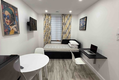 Studio meublé tout compris métro Berri UQAM