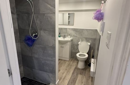 Chambre privée métro Longueuil 550$ Chambre privée métro Longueuil 550$