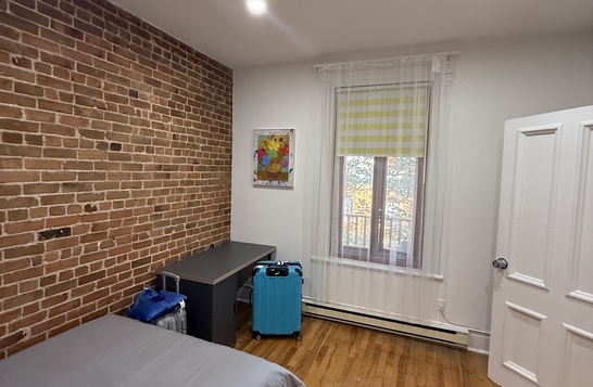 Private room for rent at Berri UQAM metro station