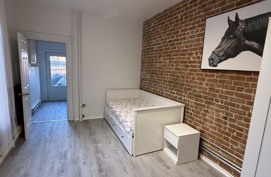 Deux chambres privées métro Berri UQAM
