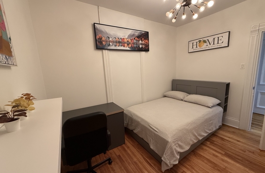 Chambre meublée pour étudiants près de UQAM, McGill, Concordia
