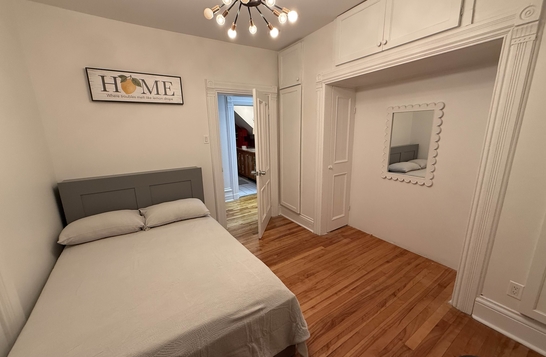 Chambre meublée pour étudiants près de UQAM, McGill, Concordia