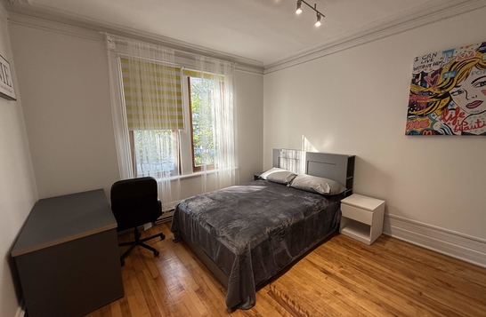 Appartement meublé avec 4 chambres fermées (6 1/2) métro Berri UQAM