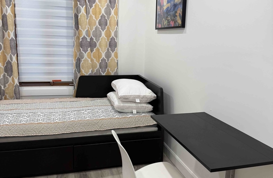 Studio meublé tout compris métro Berri UQAM