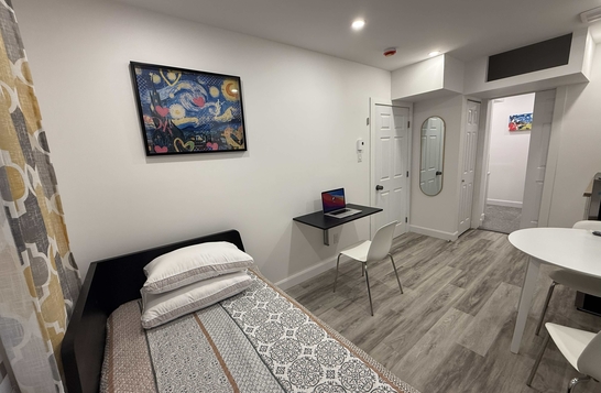 Studio meublé tout compris métro Berri UQAM