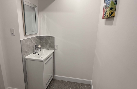 Studio meublé tout compris métro Berri UQAM