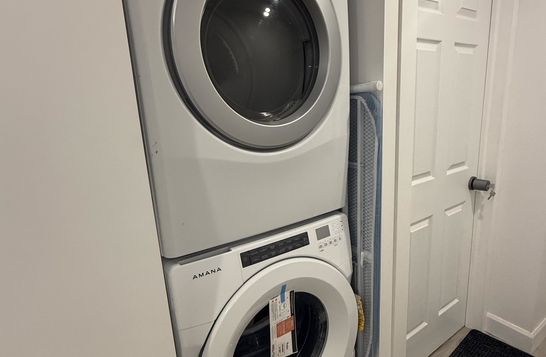 Studio meublé tout compris métro Berri UQAM