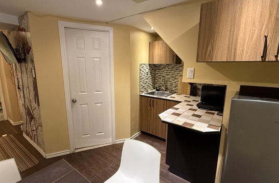 2 bedroom furnished apartment at Angrignon metro station