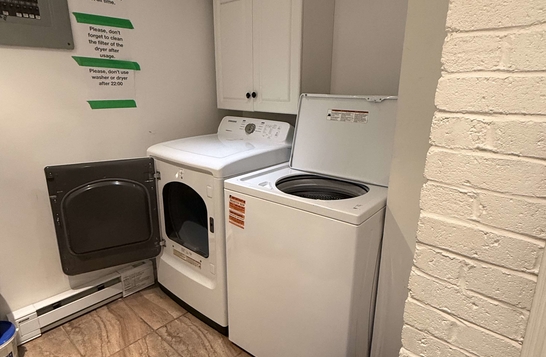 Petit logement de 2 chambres métro Angrignon tout compris Petit logement de 2 chambres métro Angrignon tout compris