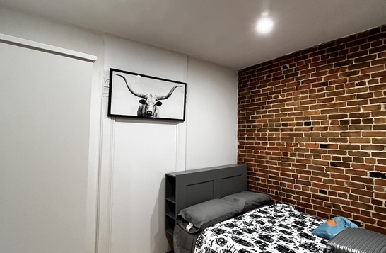 Private room for rent at Berri UQAM metro station