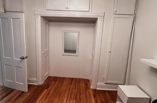 Chambre meublée pour étudiants près de UQAM, McGill, Concordia
