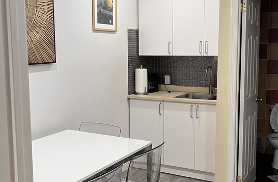 2 bedroom furnished apartment Angrignon metro station